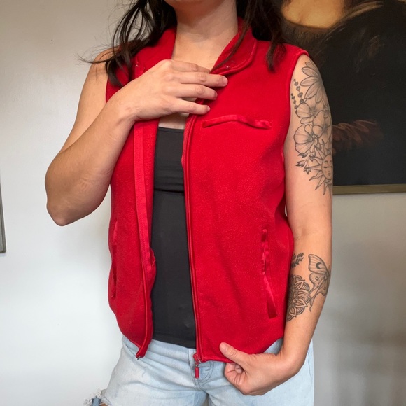 Retro Classic Elements Red Vest Size Small - Picture 1 of 7